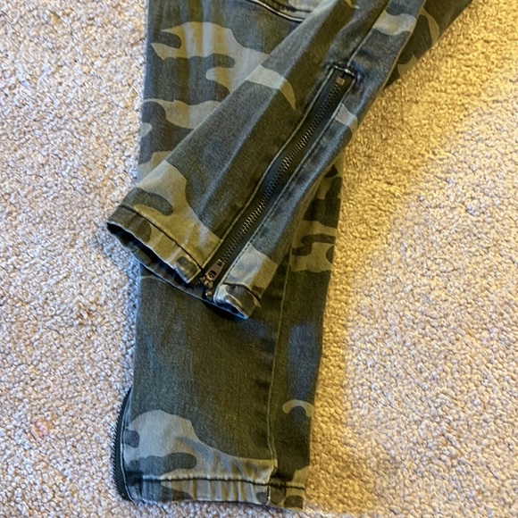 F21 | fatigue pants - Picture 3 of 4
